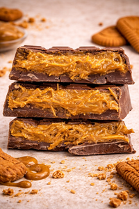 Biscoff Dubai Chocolate Bar