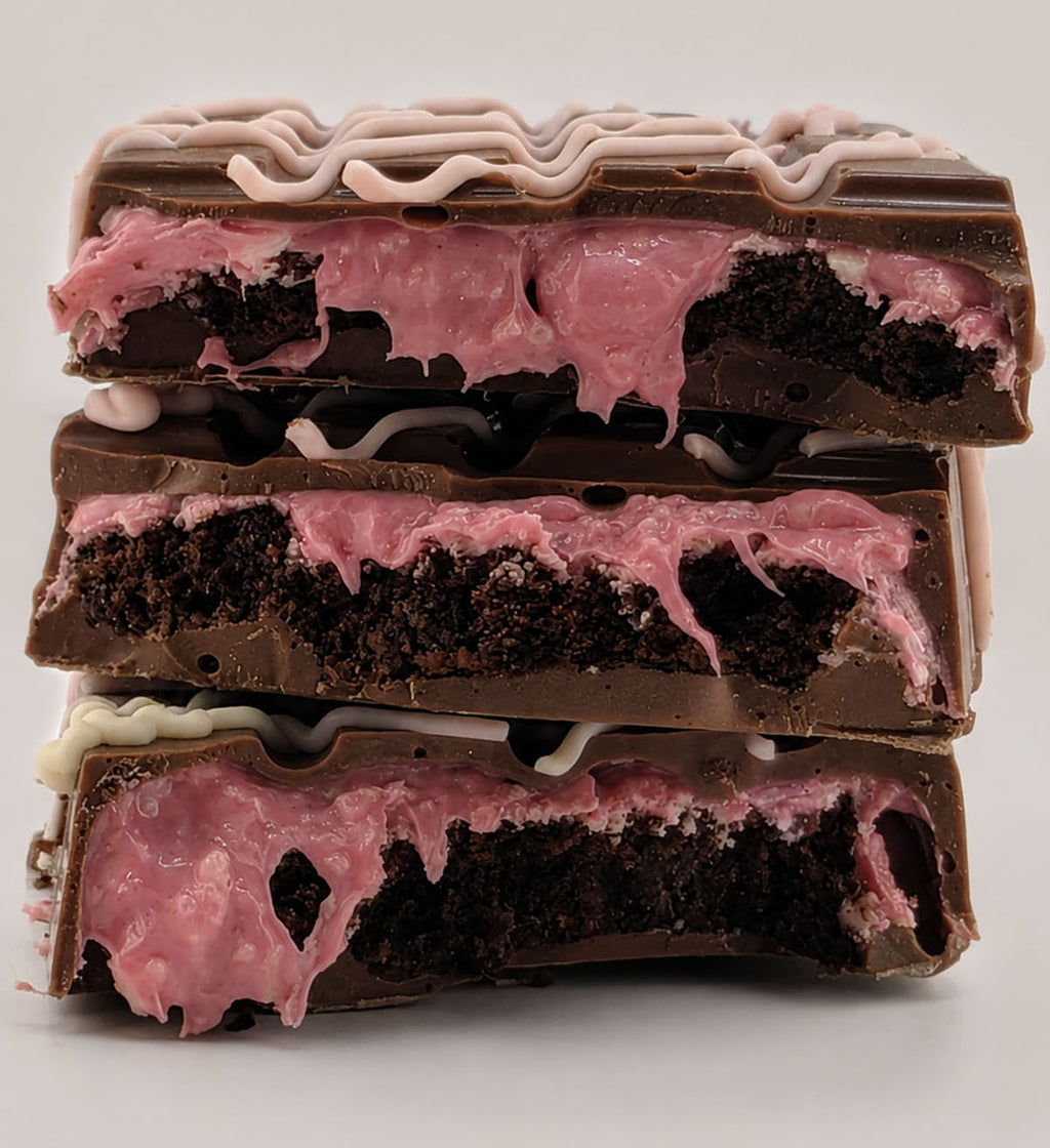 Raspberry Brownie with Popping Candy Dubai Chocolate 220g
