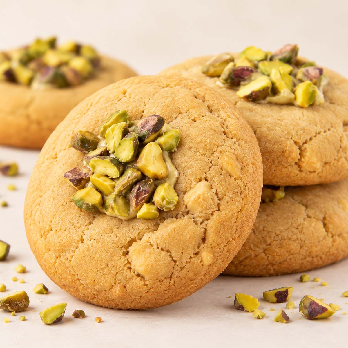 Thick Pistachio White Chocolate New York Style Cookie 150g
